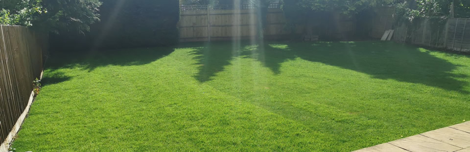 Full Returf, Beaconsfield